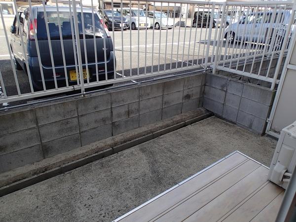 羽曳野市伊賀１丁目のハイツ