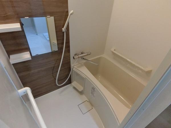 羽曳野市高鷲５丁目のマンション