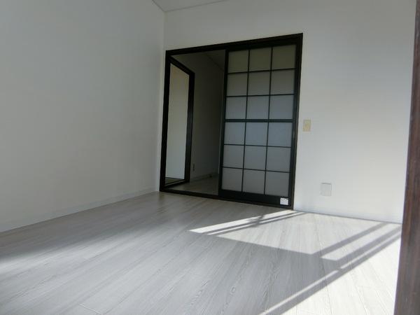 トモバヤシハイタウンA棟