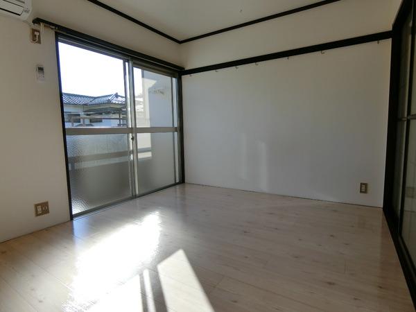 ハイツ高屋