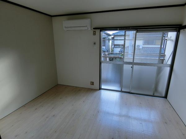 ハイツ高屋