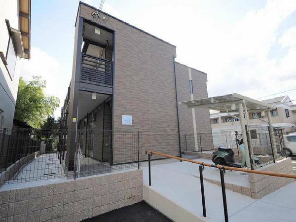 羽曳野市東阪田のハイツ