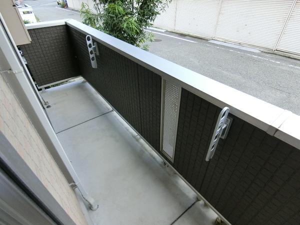 レイクヒルズA棟
