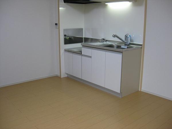 松原市東新町３丁目のハイツ