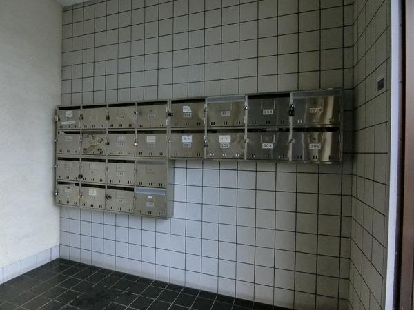 羽曳野市誉田３丁目のマンション