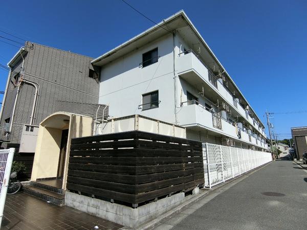 羽曳野市誉田３丁目のマンション