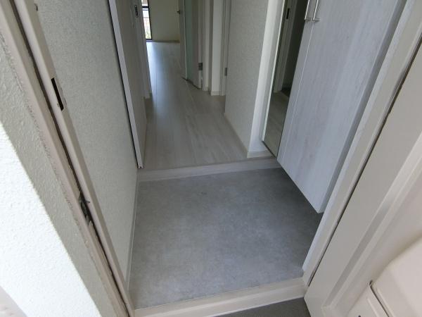 羽曳野市誉田３丁目のマンション
