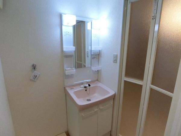 羽曳野市誉田３丁目のマンション