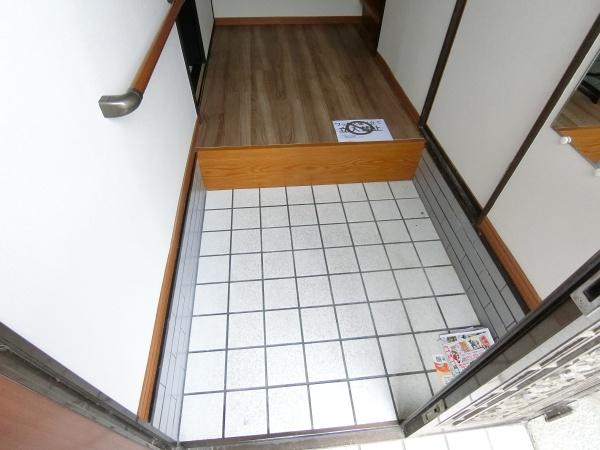 伊賀6丁目貸家