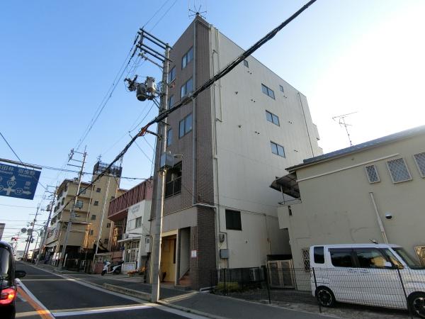 藤井寺市沢田３丁目のマンション