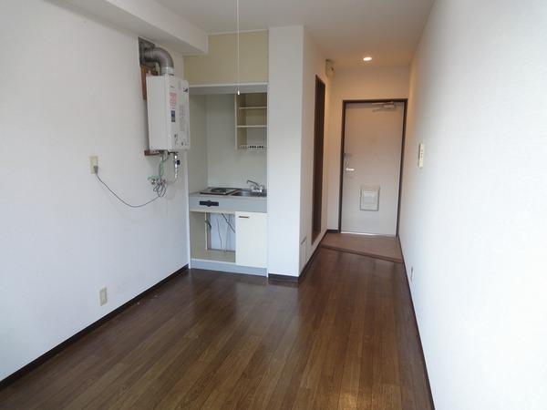 藤井寺市沢田３丁目のマンション
