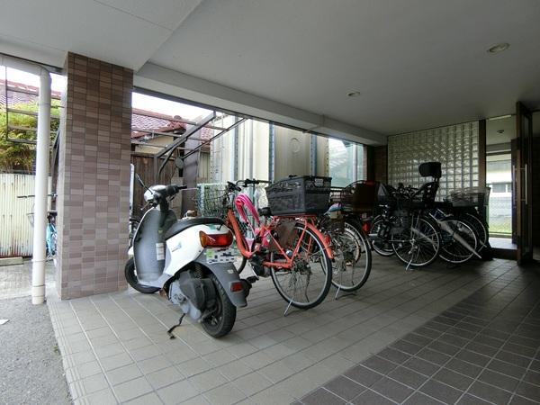 羽曳野市南恵我之荘４丁目のマンション