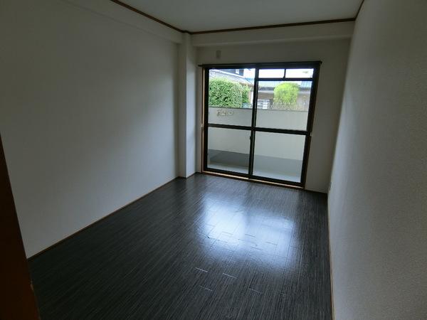 羽曳野市南恵我之荘４丁目のマンション
