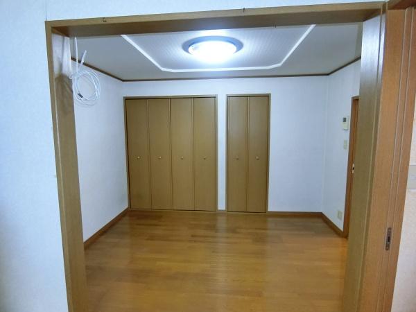 羽曳野市野々上５丁目のテラスハウス