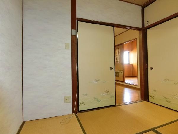 羽曳野市野々上５丁目のテラスハウス