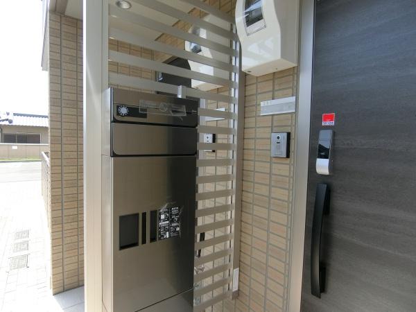 松原市岡４丁目のアパート
