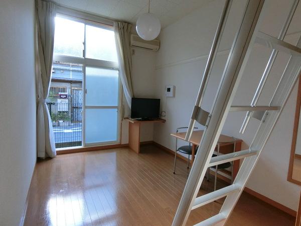 羽曳野市恵我之荘４丁目のハイツ
