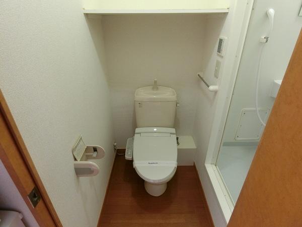 羽曳野市恵我之荘４丁目のハイツ