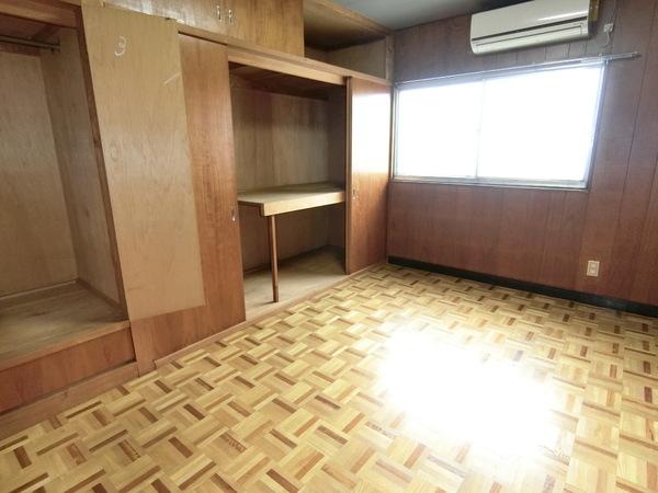 藤井寺市沢田２丁目のテラスハウス