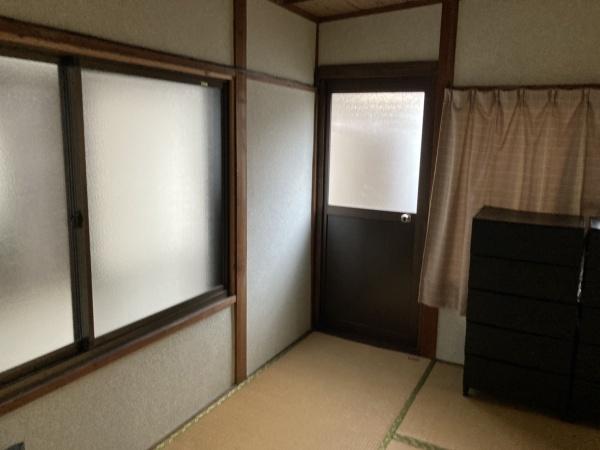 高安町北5丁目テラスハウス