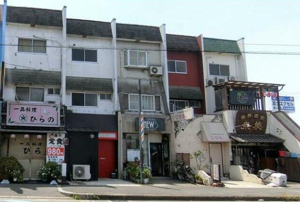 沢田２丁目テラスハウス