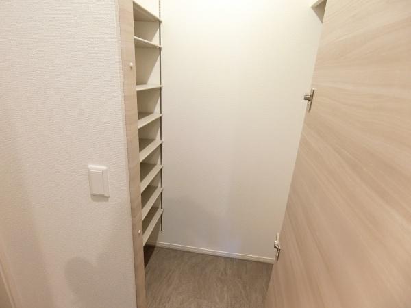 柏原市古町１丁目のアパート