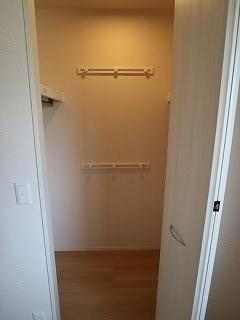 柏原市平野１丁目のハイツ