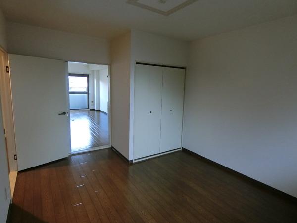 藤井寺市津堂１丁目のマンション