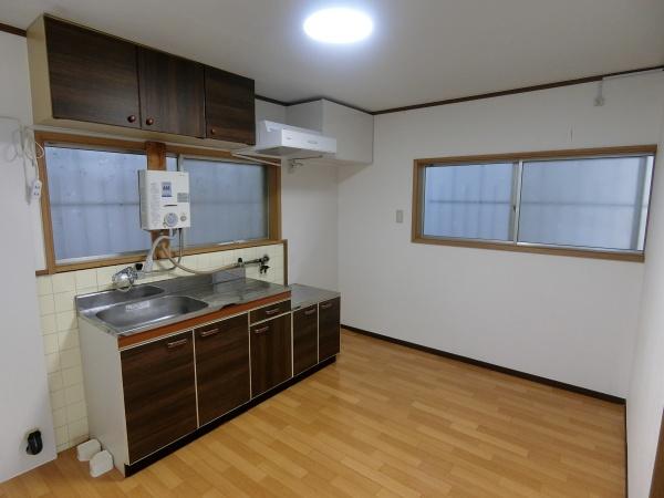 羽曳野市古市６丁目の貸家