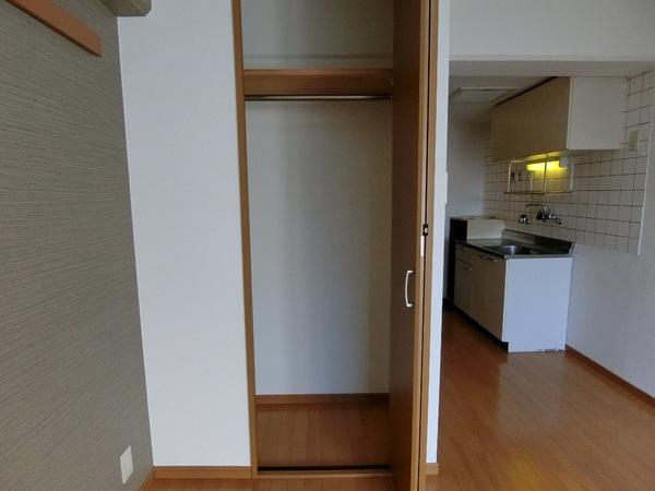 羽曳野市白鳥１丁目のマンション