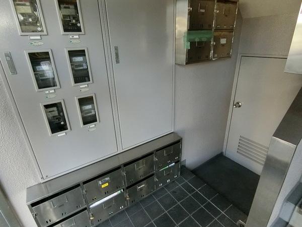 羽曳野市白鳥１丁目のマンション