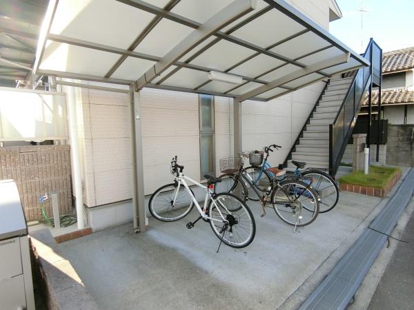 松原市西大塚１丁目のアパート