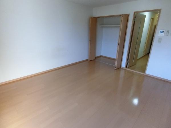 松原市西大塚１丁目のアパート