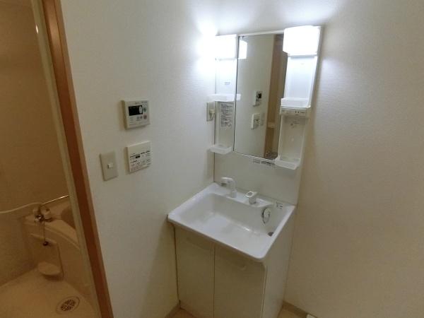 松原市西大塚１丁目のアパート