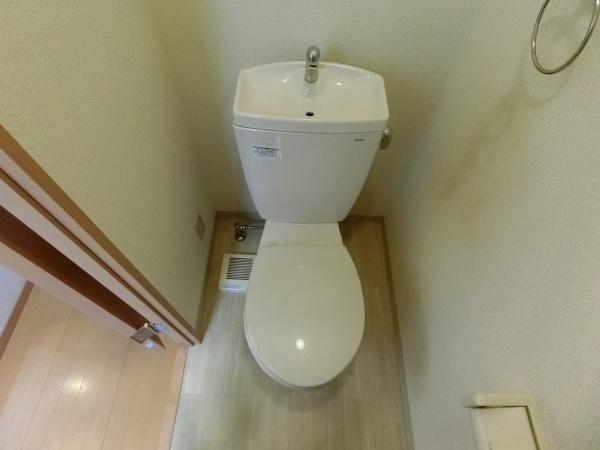 松原市西大塚１丁目のアパート