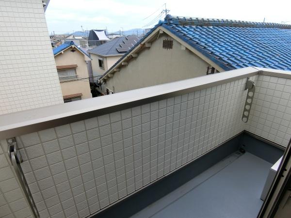 羽曳野市南恵我之荘７丁目のアパート