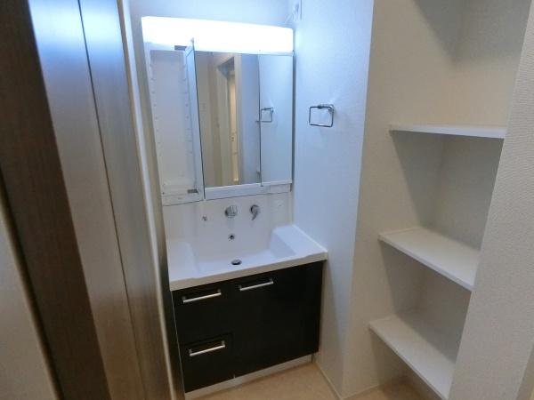 羽曳野市古市２丁目のアパート