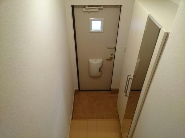 八尾市太田新町１丁目のハイツ