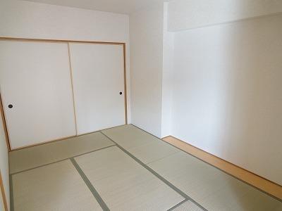 藤井寺市岡２丁目のマンション