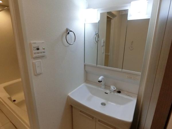 藤井寺市惣社２丁目のアパート