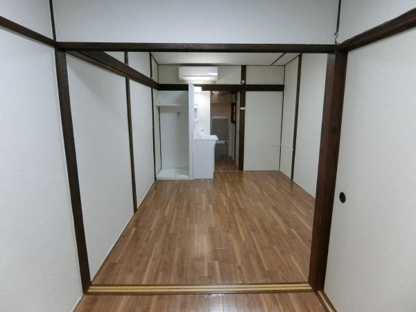 大阪市住吉区苅田３丁目のテラスハウス