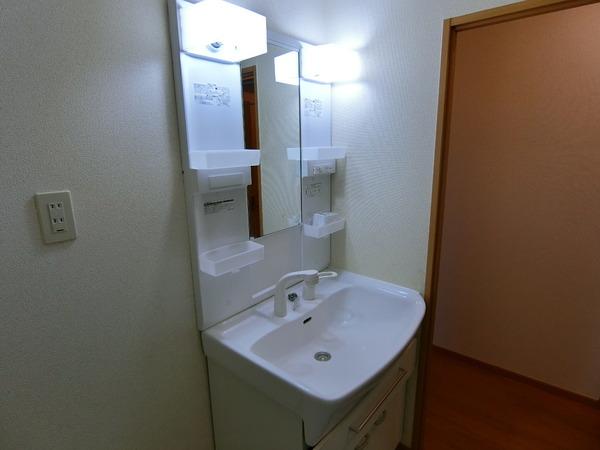 柏原市本郷４丁目のハイツ