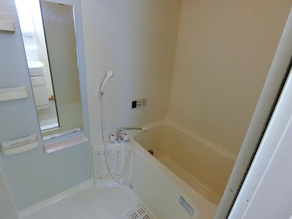 柏原市本郷４丁目のハイツ