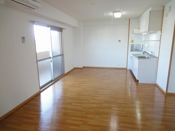 羽曳野市野々上３丁目のマンション