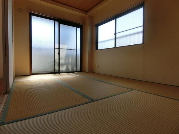 松原市上田６丁目のマンション