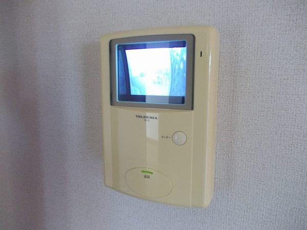 柏原市法善寺３丁目のハイツ