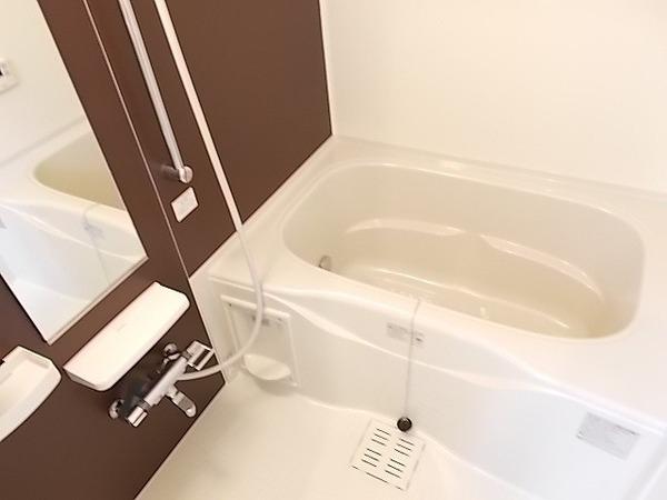 柏原市清州2丁目のハイツ(バス)