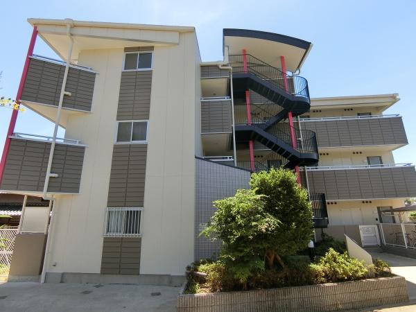 サニーコート太子