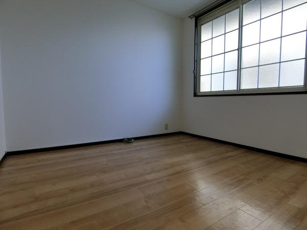 松原市一津屋５丁目のマンション