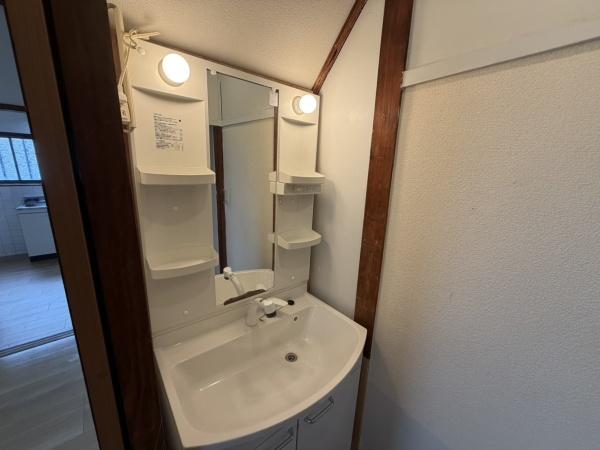 高安町北5丁目テラスハウス